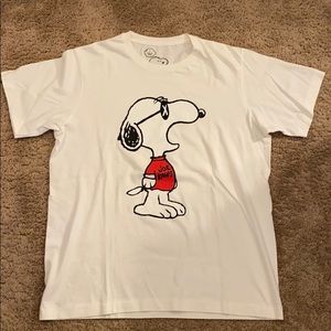 Uniqlo KAWS X PEANUTS Snoopy t shirt large